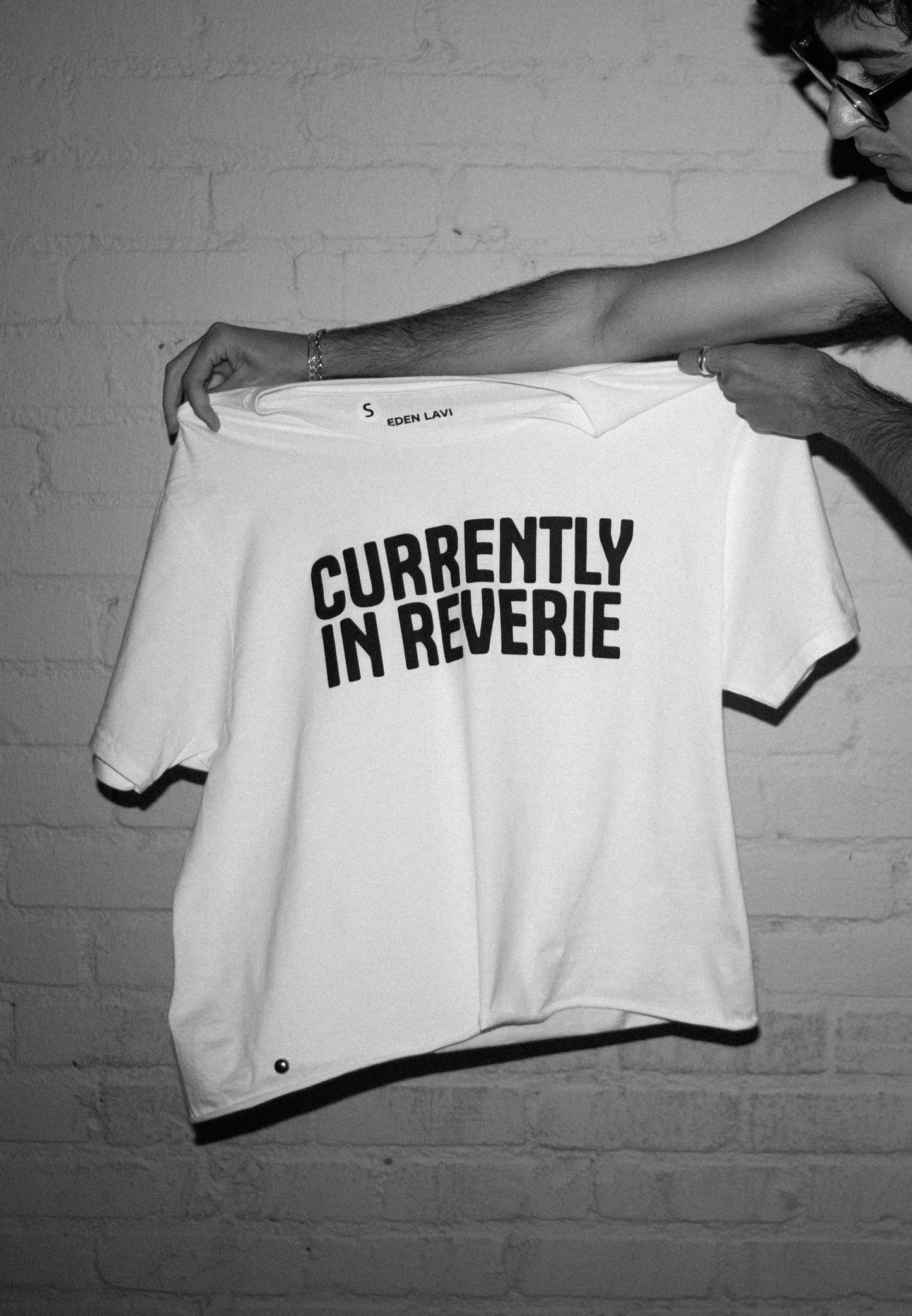 "CURRENTLY IN REVERIE" T-SHIRT